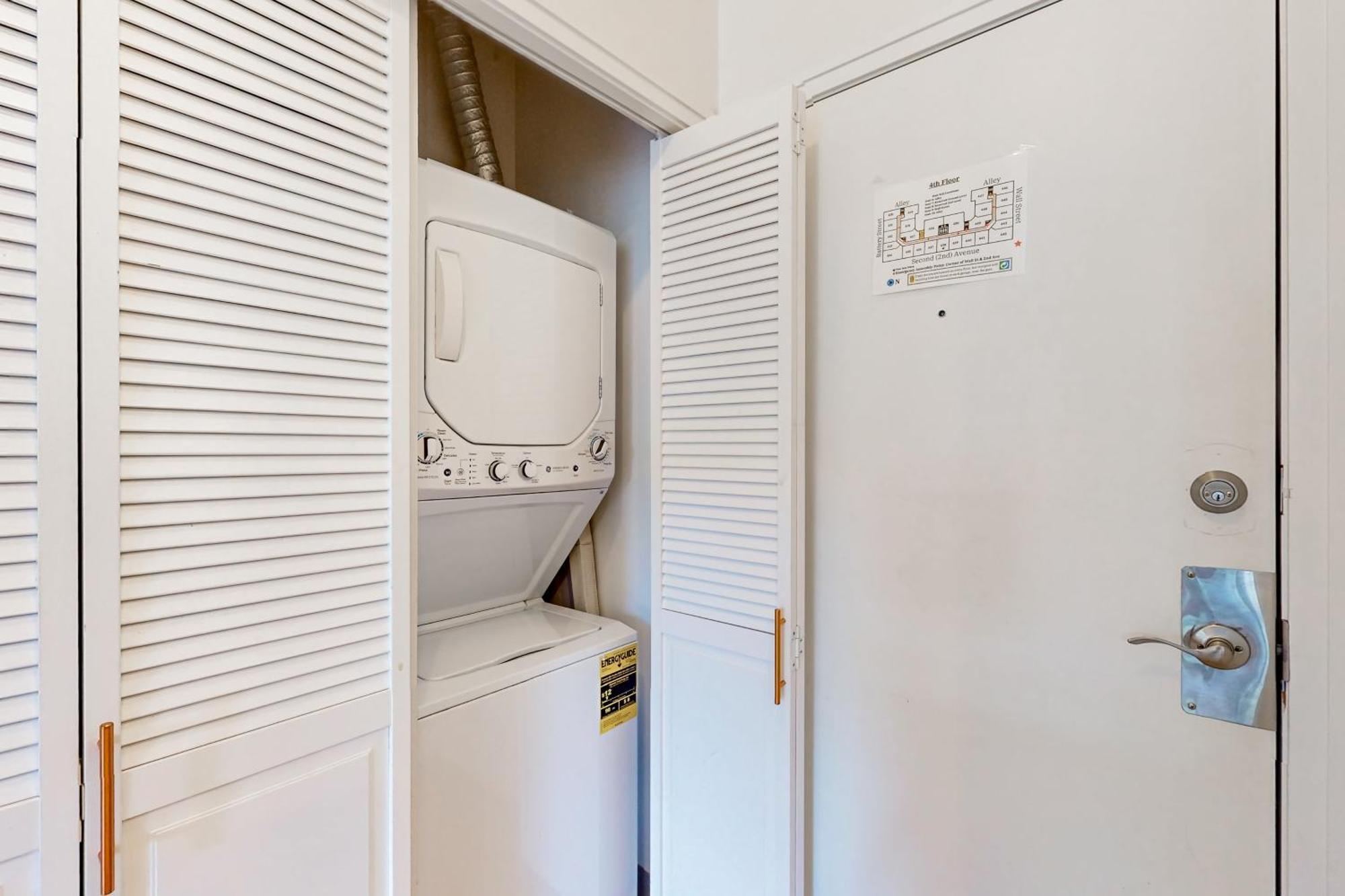 Belltown Court II Apartment Seattle Room photo