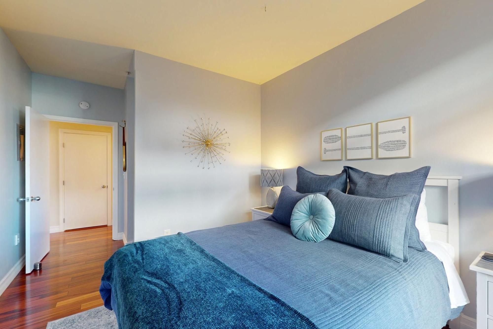 Belltown Court II Apartment Seattle Room photo